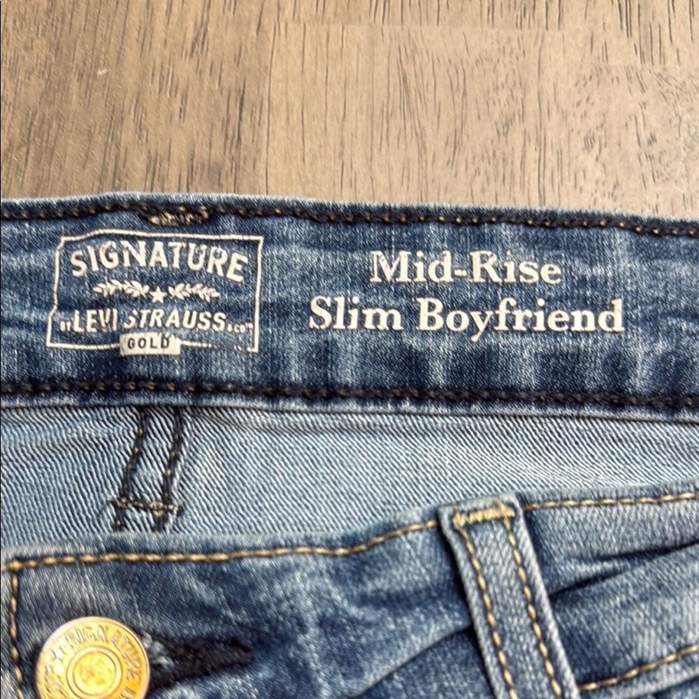 Levi’s mid-rise slim boyfriend signature ankle Women's Jeans size 12 - Picture 3 of 6